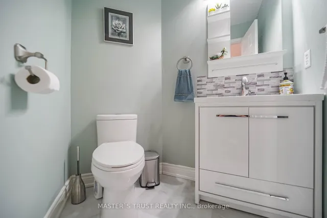 Additional image 26 of 40 Rochefort Dr