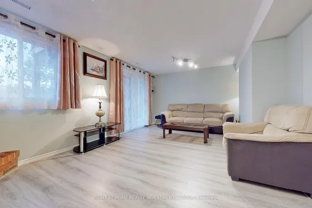 Additional image 24 of 187 Robert Hicks Dr