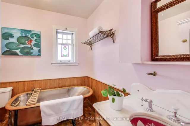 Additional image 24 of 49 Hogarth Ave