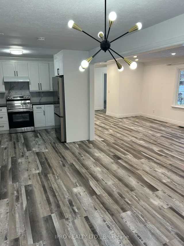 Additional image 13 of 133 Corman Ave