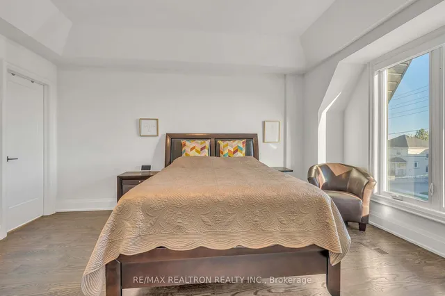 Additional image 36 of 354 Ranee Ave