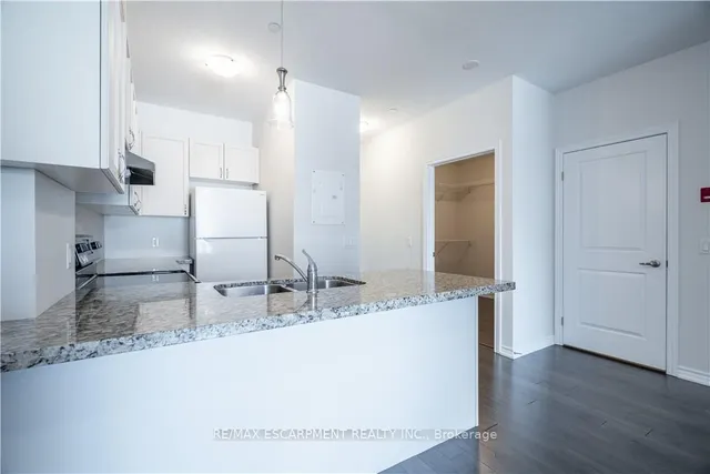 Additional image 13 of 95 Wilson St Unit 204