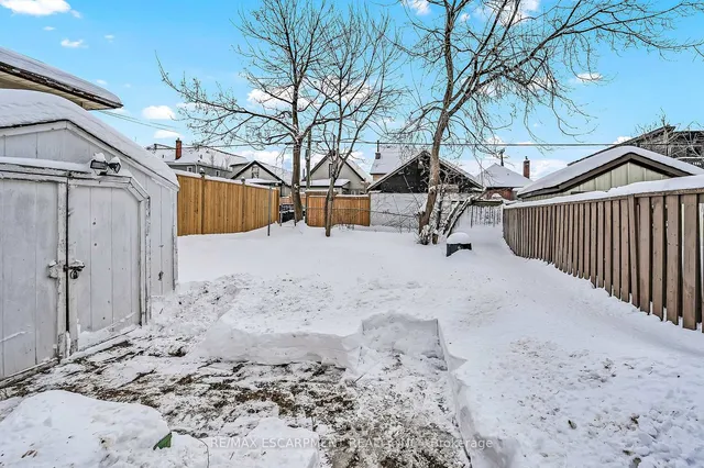 Additional image 31 of 20 Mayflower Ave