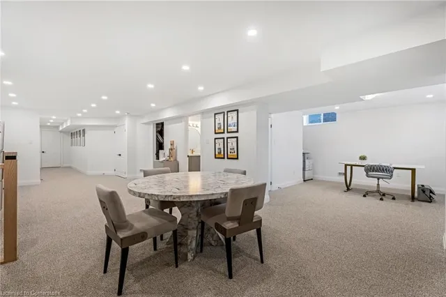 Additional image 44 of 37 Roselawn Ave