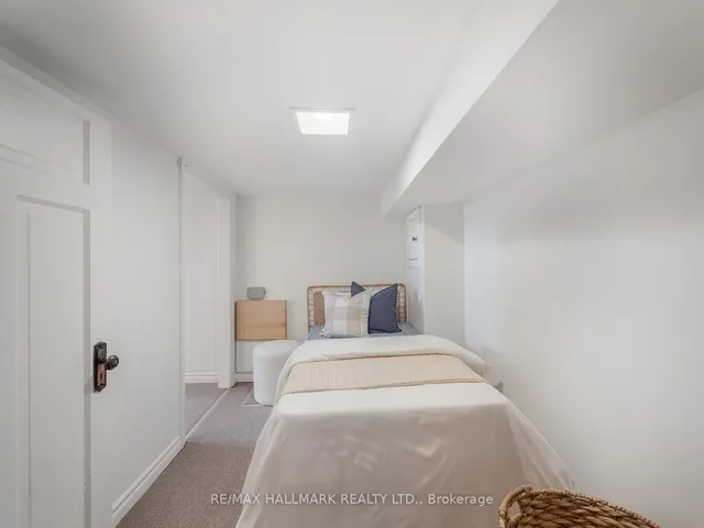 Additional image 45 of 32 Cambridge Ave