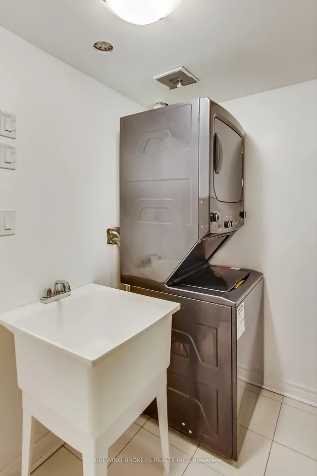 Additional image 38 of 5 Eaton Park Lane Unit 7