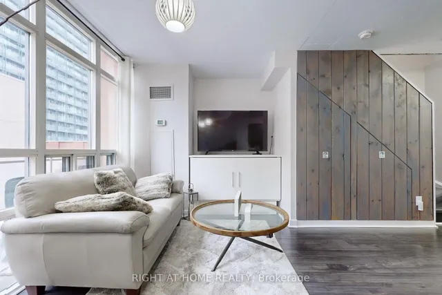 Additional image 13 of 255 Richmond St Unit 401