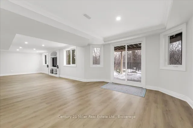 Additional image 40 of 1459 Bayshire Dr