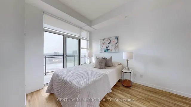 Additional image 11 of 840 Queens Plate Dr Unit 1003