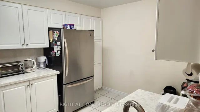 Additional image 7 of 1883 McNicoll Ave Unit 823