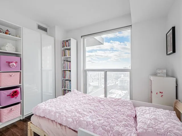 Additional image 20 of 100 Western Battery Rd Unit 1905