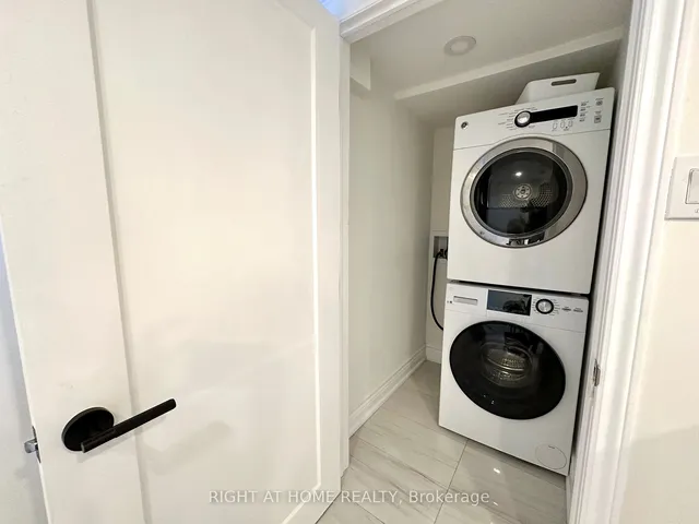 Additional image 31 of 547 Saint Clarens Ave