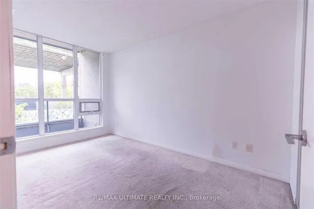 Additional image 8 of 231 Fort York Blvd Unit 228