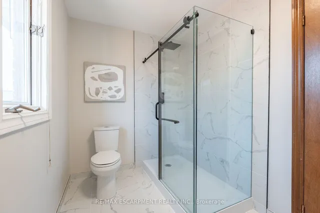 Additional image 35 of 7 Chert Ave