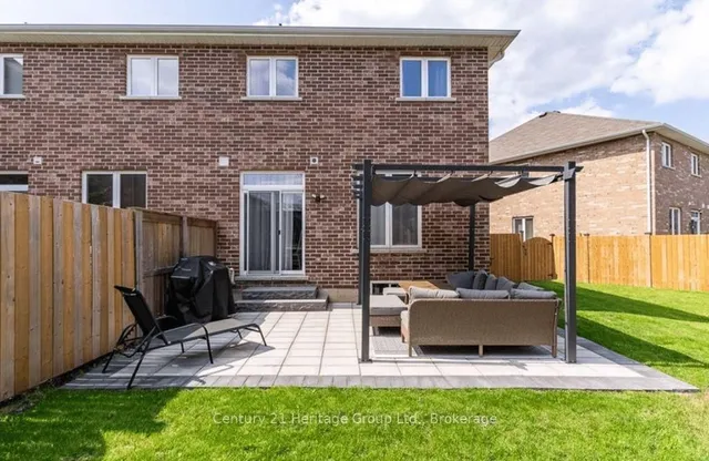 Additional image 22 of 90 Raymond Rd Unit 24