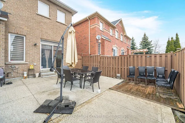 Additional image 50 of 112 Connolly Cres