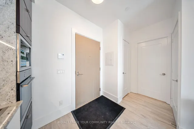 Additional image 10 of 1 Edgewater Dr Unit GPH29