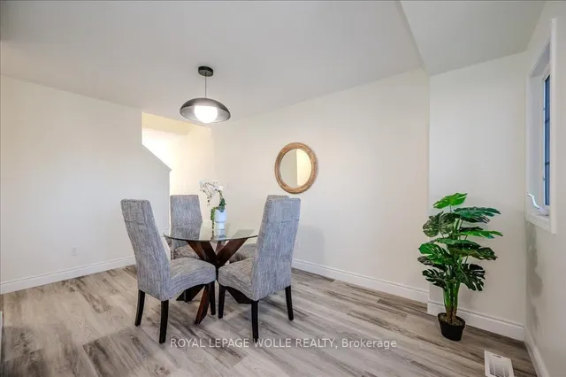 Additional image 18 of 147 Highland Cres