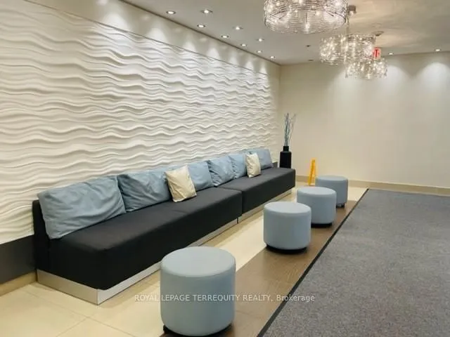 Additional image 3 of 3865 Lake Shore Blvd Unit 407