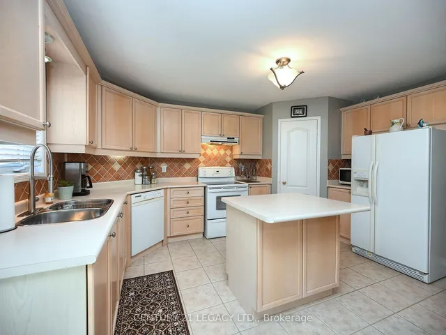 Additional image 13 of 32 Bluewater Cres