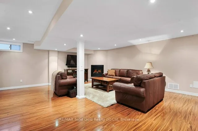 Additional image 29 of 50 Bryan Crt Unit 26