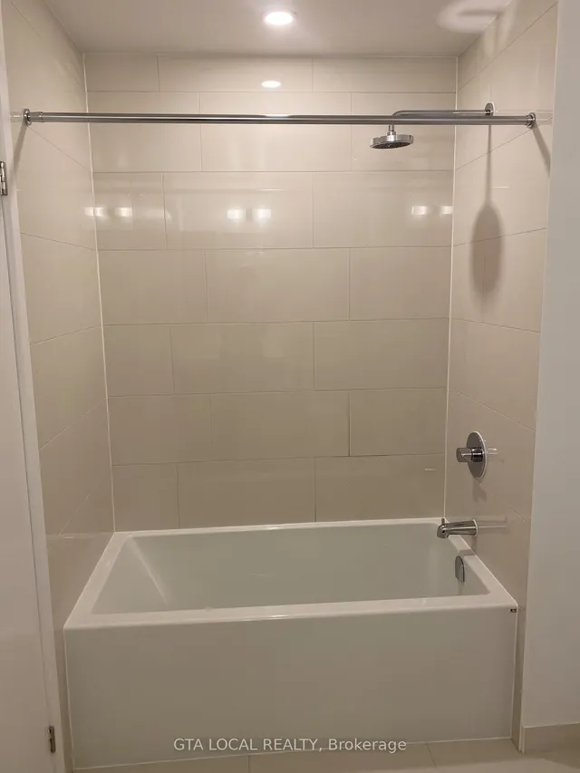 Additional image 21 of 34 Tubman Ave Unit 406