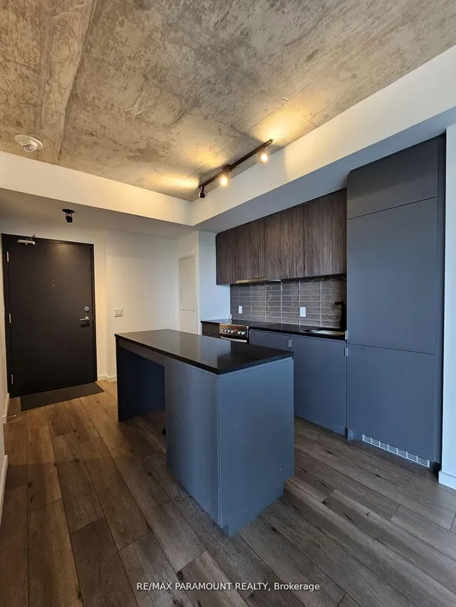 Additional image 6 of 7 Smith Cres Unit 601