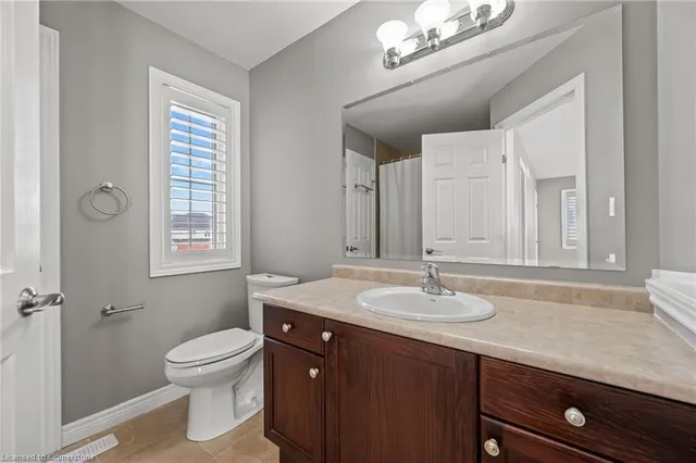 Additional image 15 of 561 Thomas Slee Dr