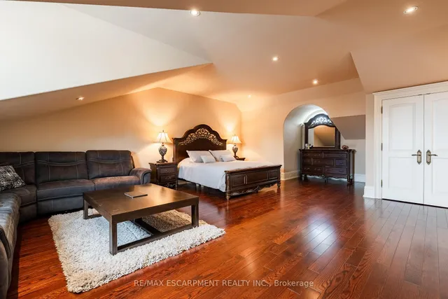 Additional image 30 of 2594 Bluffs Way