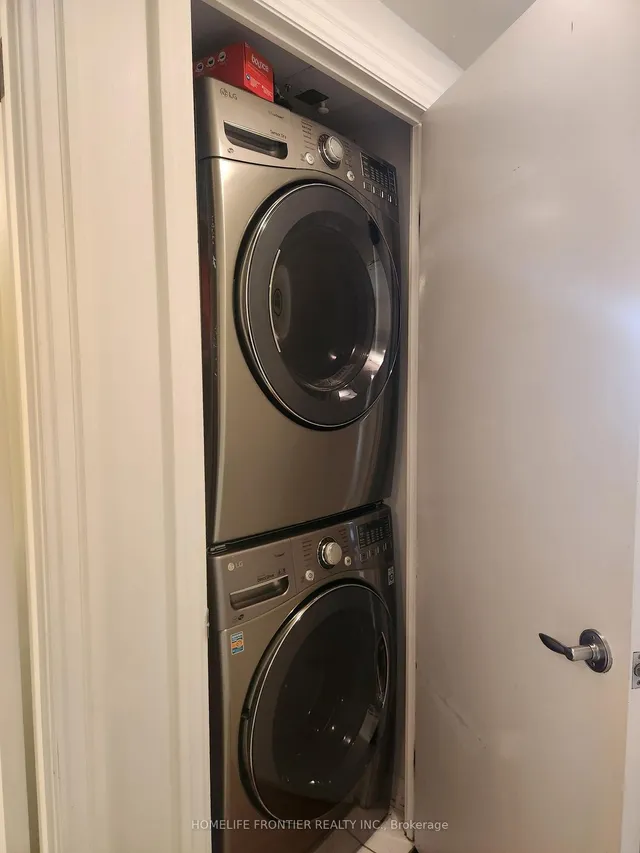 Additional image 13 of 300 Bloor St Unit 504