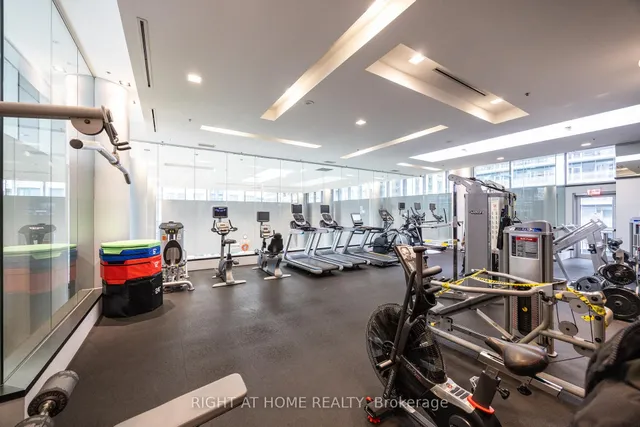 Additional image 32 of 80 John St Unit 1101