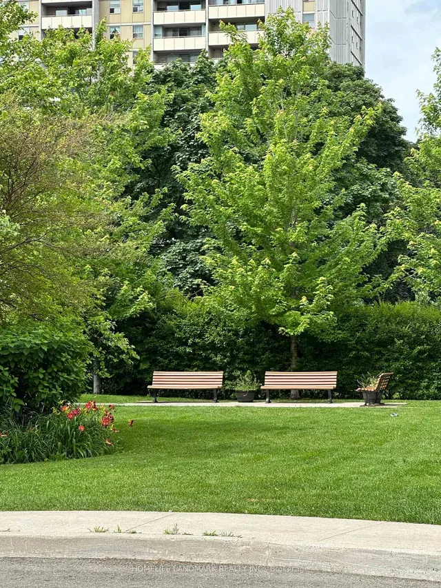 Additional image 4 of 1360 York Mills Rd Unit 809