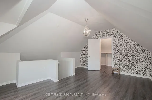 Additional image 29 of 112 Maplewood Ave