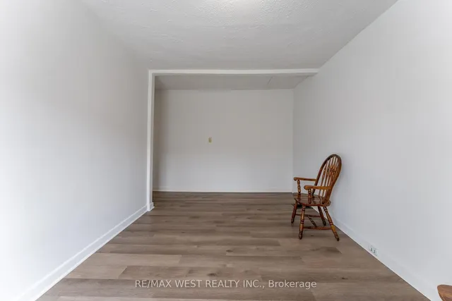 Additional image 27 of 275 Claremont Ave