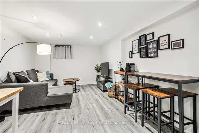 Additional image 24 of 2285 Sunnydale Dr