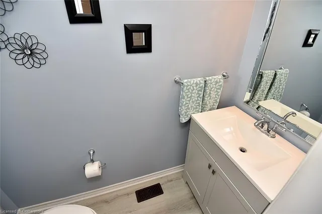 Additional image 22 of 10 Pumpkin Pass Unit 24