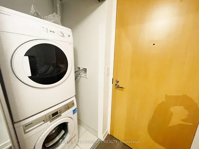 Additional image 10 of 11 Wellesley St Unit 4312