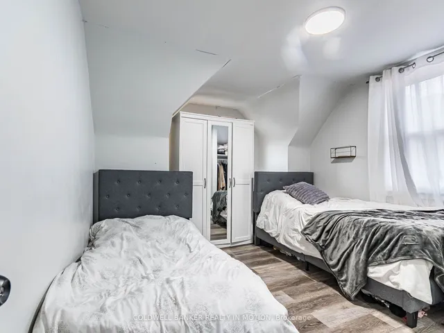 Additional image 18 of 2163 King St