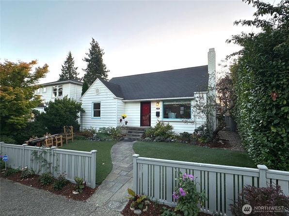 4839 36th Avenue NE, Seattle, WA 98105