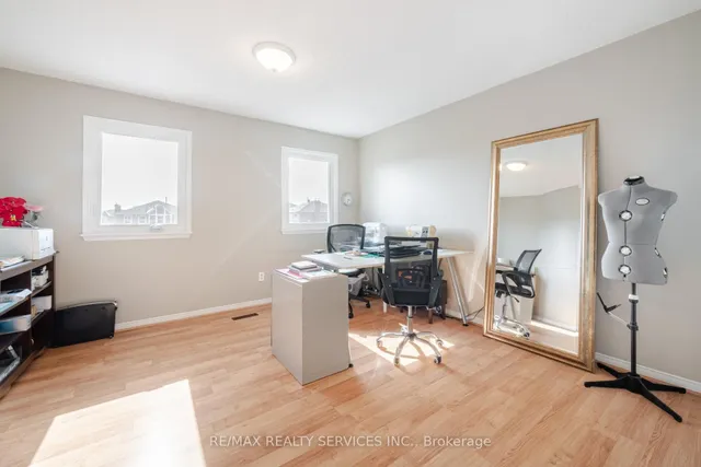 Additional image 31 of 68 Newgreen Cres