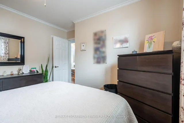 Additional image 16 of 1061 CENTRAL Ave