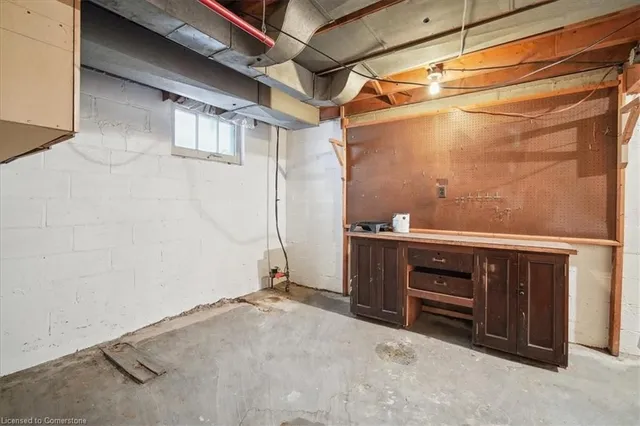 Additional image 30 of 34 Reid Ave