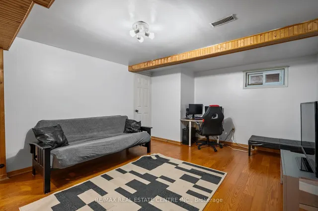 Additional image 32 of 89 High Acres Cres