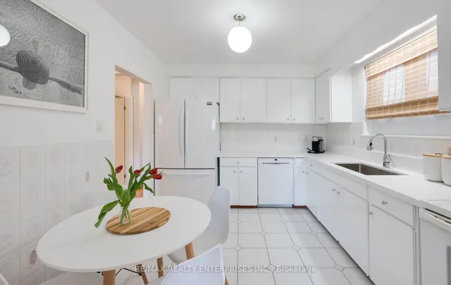 Additional image 11 of 54 Pinebrook Ave