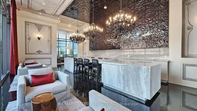 Additional image 39 of 197 Yonge St Unit 5905