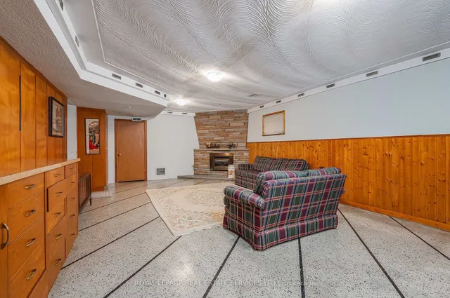 Additional image 31 of 36 Breadner Dr