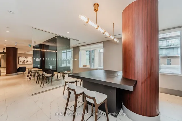 Additional image 24 of 55 Duke St Unit 2509