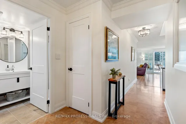 Additional image 4 of 410 Queens Quay Unit 517