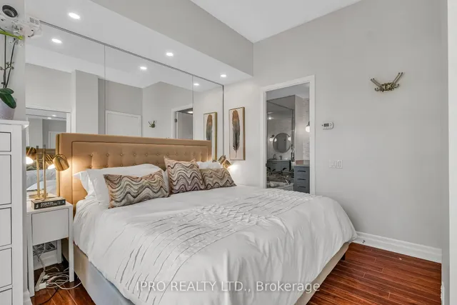 Additional image 21 of 500 Queens Quay Unit 210E