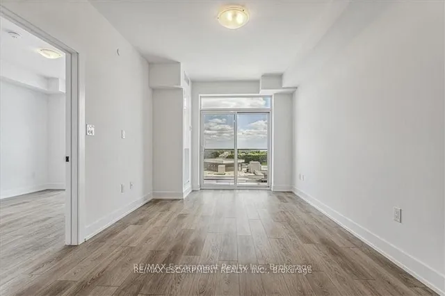 Additional image 13 of 470 Dundas St Unit 906